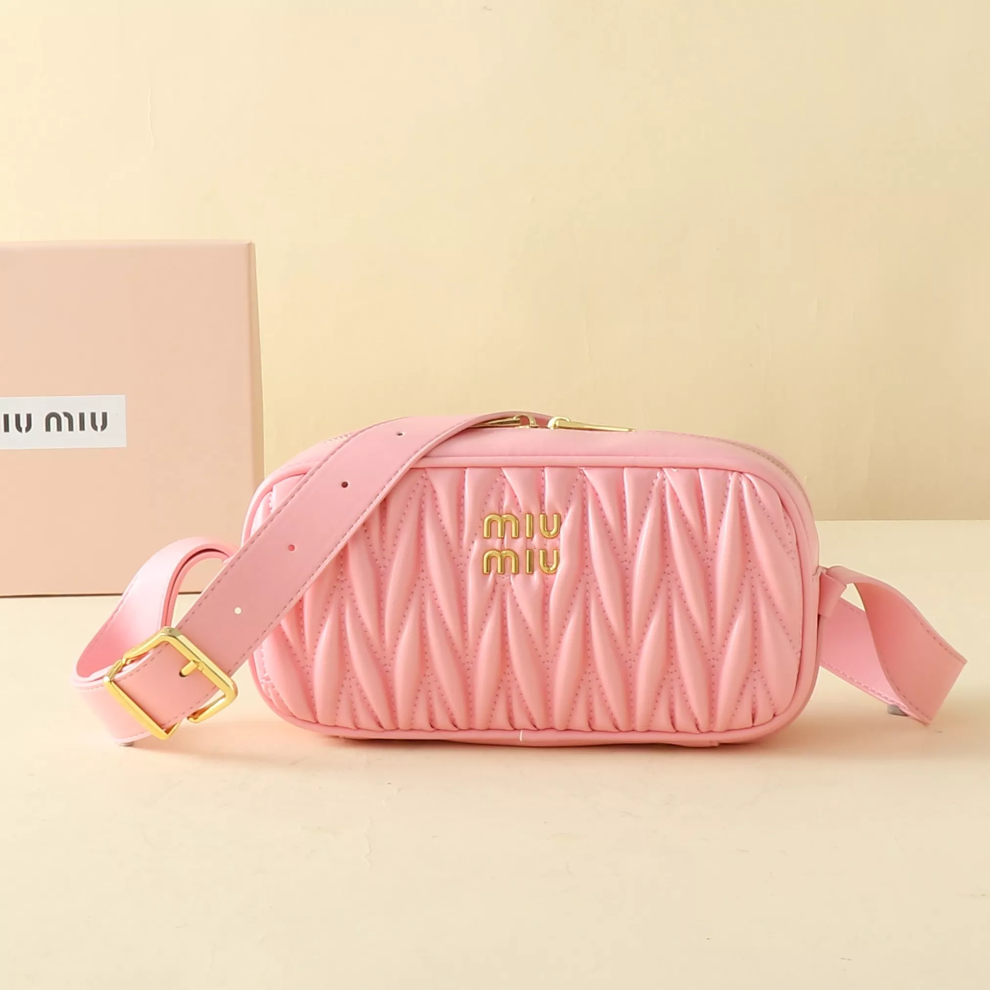 miu miu aaa qualite mini sac a main pour femme s_12754aa